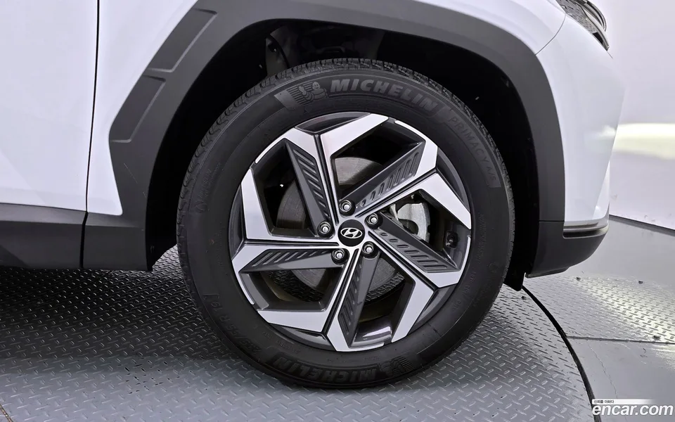 Hyundai Tucson 1.6 2WD 2023 — миниатюра 5