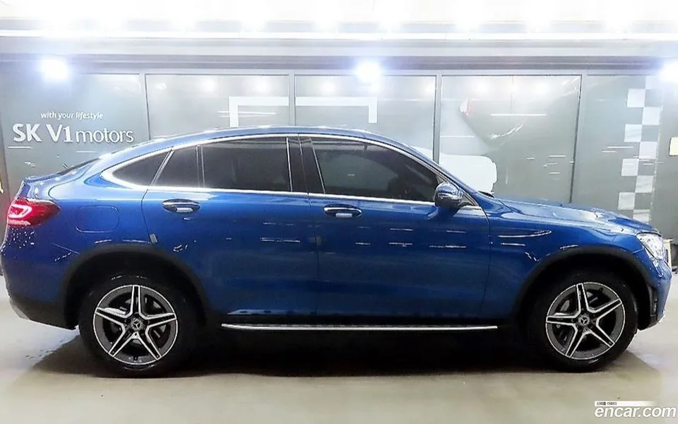 Mercedes-Benz GLC-Class GLC300e 4MATIC 2022 — миниатюра 3