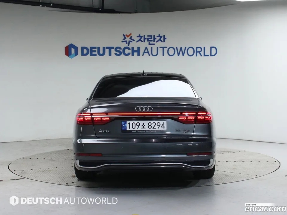 Audi A8 55 TFSI LWB 2022 — миниатюра 4