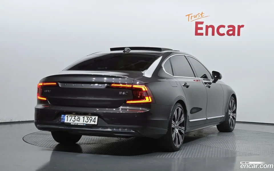Volvo S90 B6 AWD 2022 — миниатюра 2