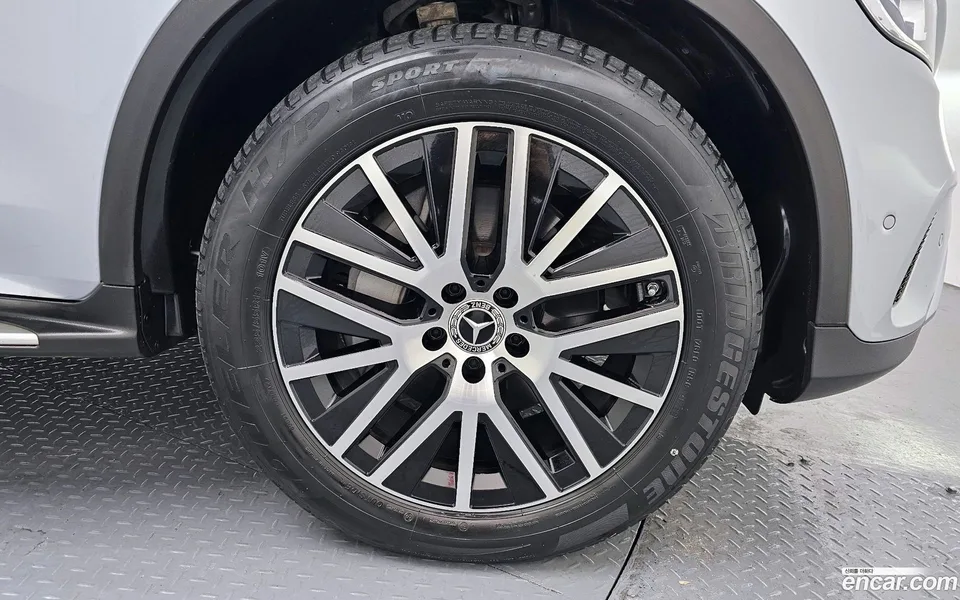 Mercedes-Benz GLC-Class GLC220 d 4MATIC 2022 — миниатюра 5