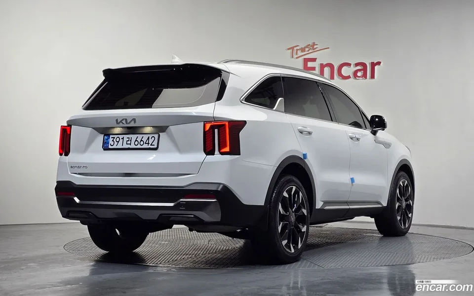 Kia Sorento 2.2 2WD 2024 — миниатюра 2