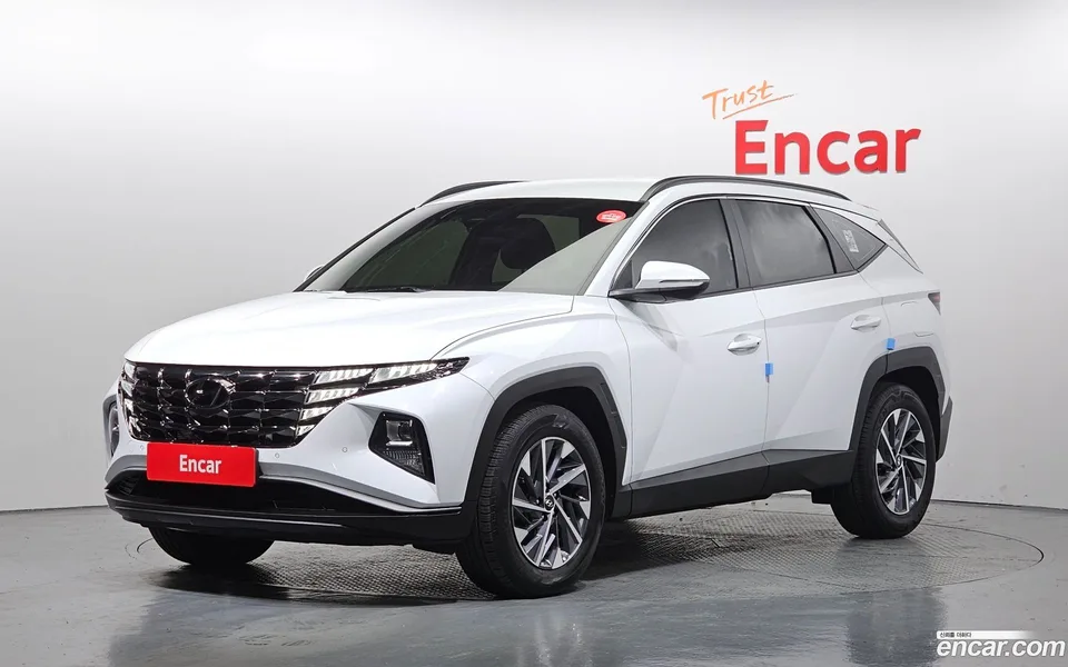 Hyundai Tucson 2.0 2WD 2022 — фото 1, купить с доставкой в Москву