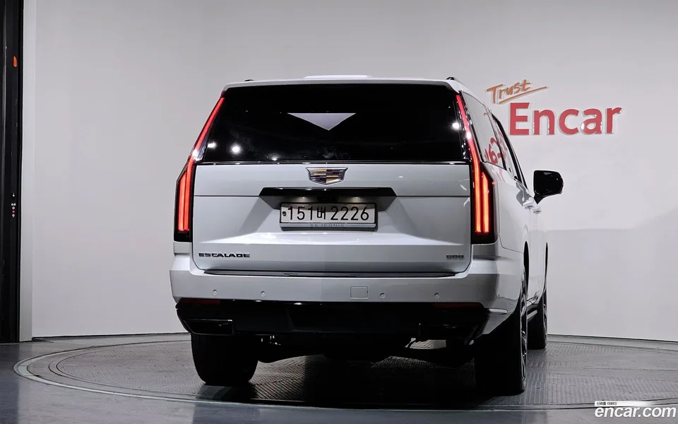 Cadillac Escalade 6.2 ESV 2025 — миниатюра 4