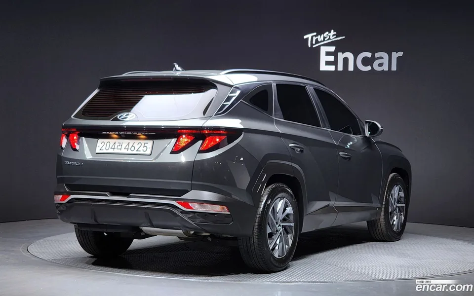 Hyundai Tucson 2.0 2WD 2022 — миниатюра 2