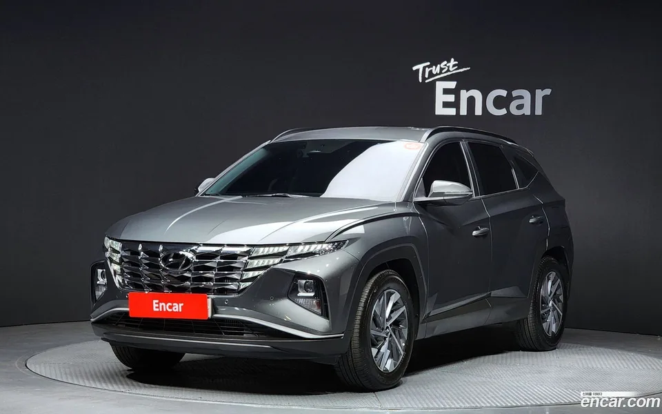 Hyundai Tucson 2.0 2WD 2022 — фото 1, купить с доставкой в Москву