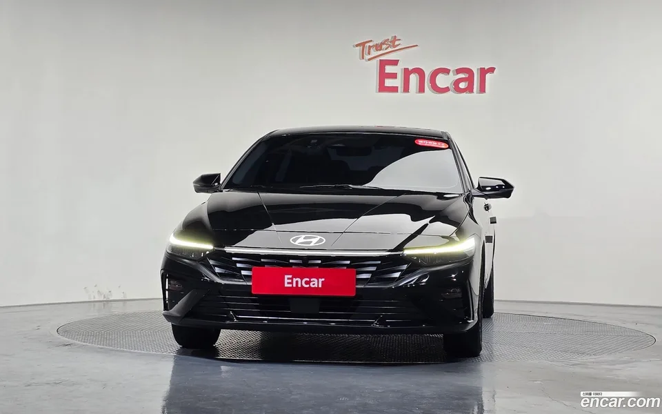Hyundai Avante CN7 Hybrid 2025 — миниатюра 3