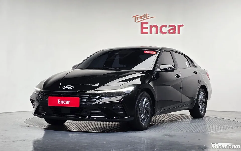 Hyundai Avante CN7 Hybrid 2025 — фото 1, купить с доставкой в Москву