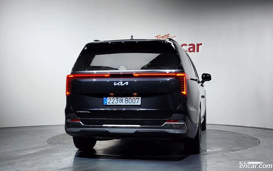 Kia Carnival 7 2025 — миниатюра 4