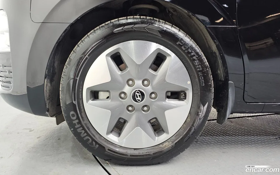 Hyundai Staria 4WD 9 2024 — миниатюра 5