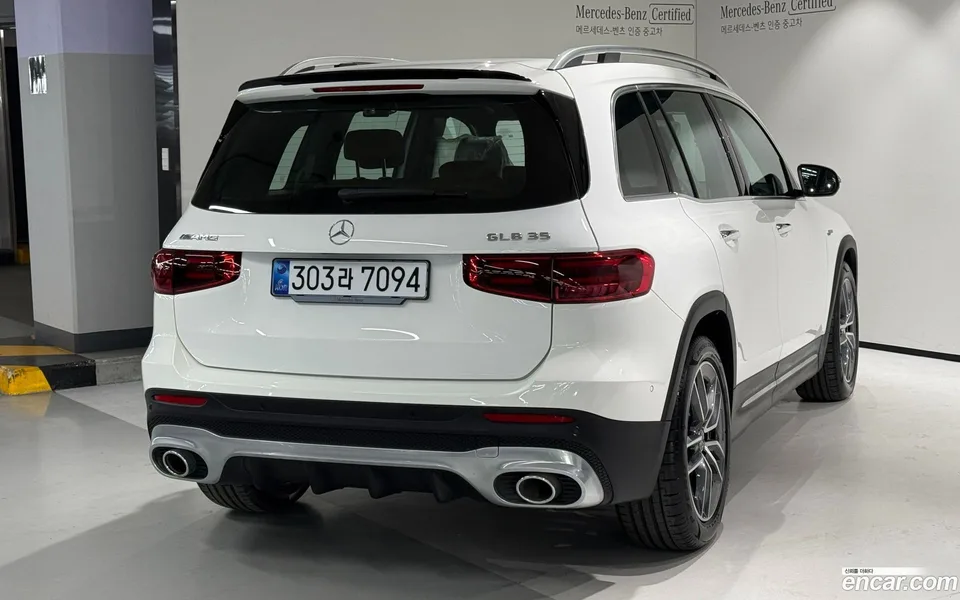 Mercedes-Benz GLB-Class AMG GLB35 4MATIC 2025 — миниатюра 4