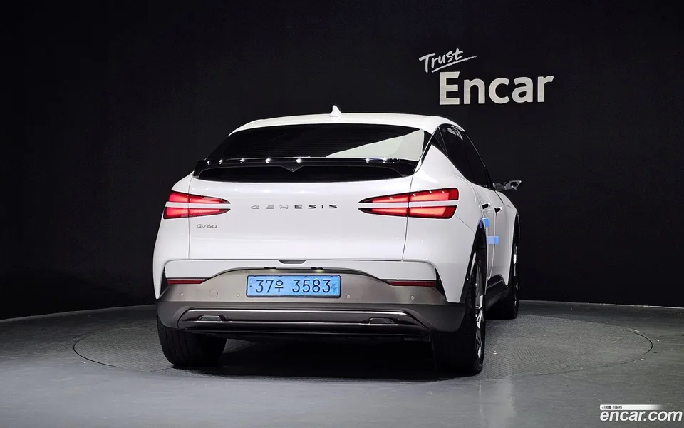 Genesis GV60 AWD 2022 — миниатюра 4