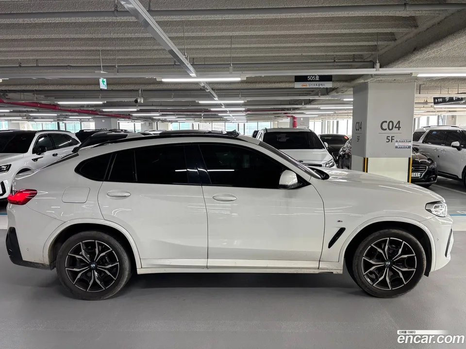 BMW X4 xDrive20d M 2023 — миниатюра 3