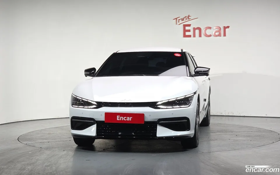 Kia EV6 4WD 2023 — миниатюра 3
