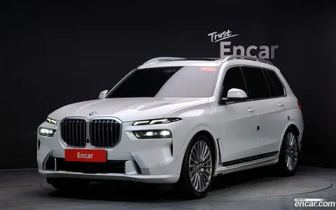 BMW X7 2023 купить в Москве