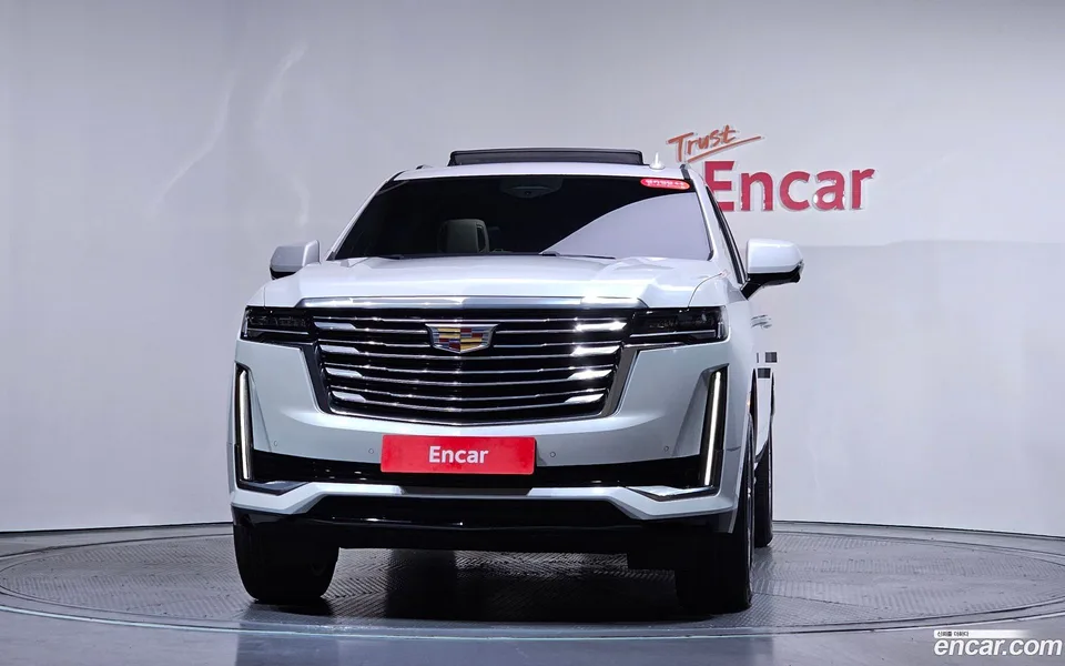 Cadillac Escalade 6.2 2023 — миниатюра 3