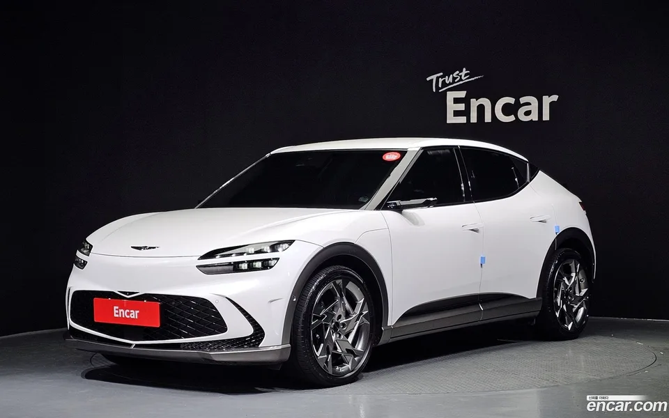 Genesis GV60 AWD 2022 — фото 1, купить с доставкой в Москву