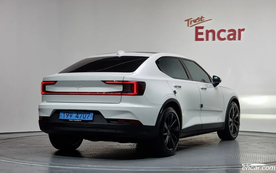 Polestar Polestar 2 2022 — миниатюра 2