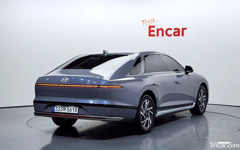 Hyundai Grandeur 2.5 2WD 2023 — миниатюра 2