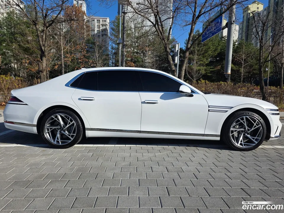 Genesis G90 3.5 AWD 2023 — миниатюра 4