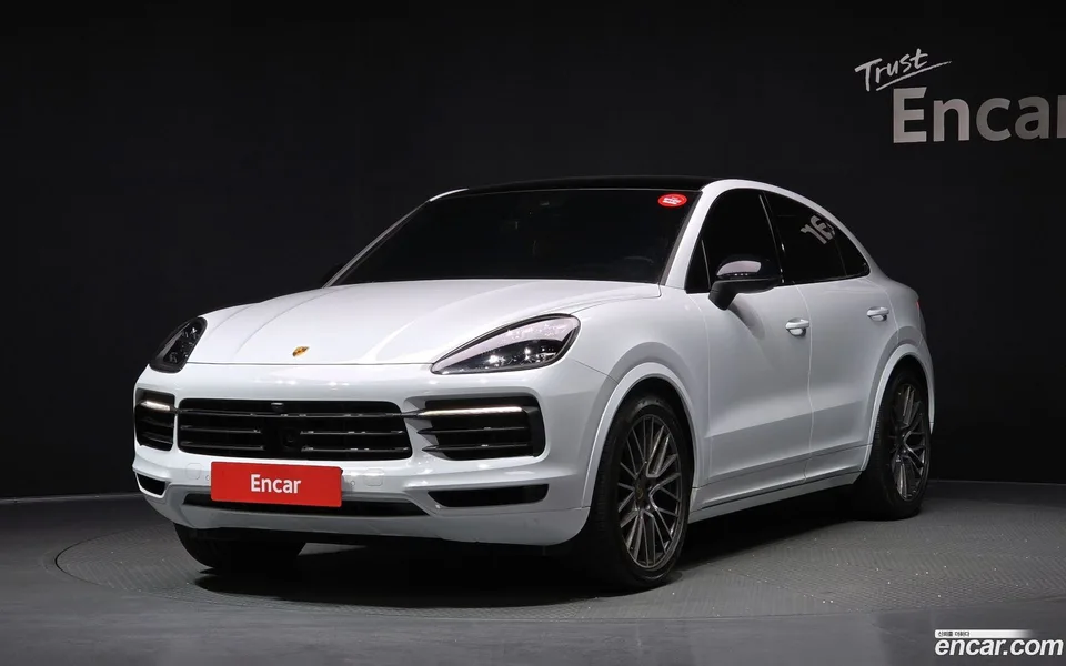 Porsche Cayenne 3.0 2022 — фото 1, купить с доставкой в Москву