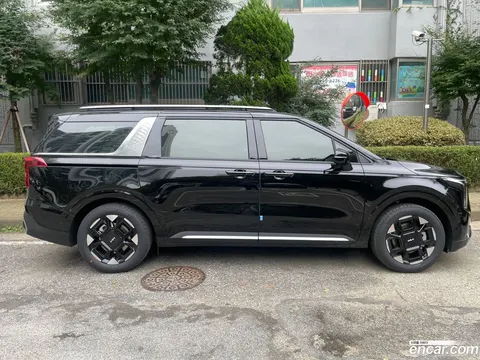 Kia Carnival 2025 купить в Москве
