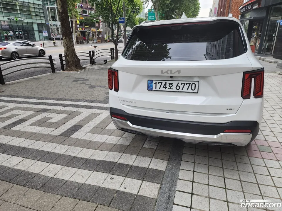 Kia Sorento HEV 1.6 2WD 2024 — миниатюра 5