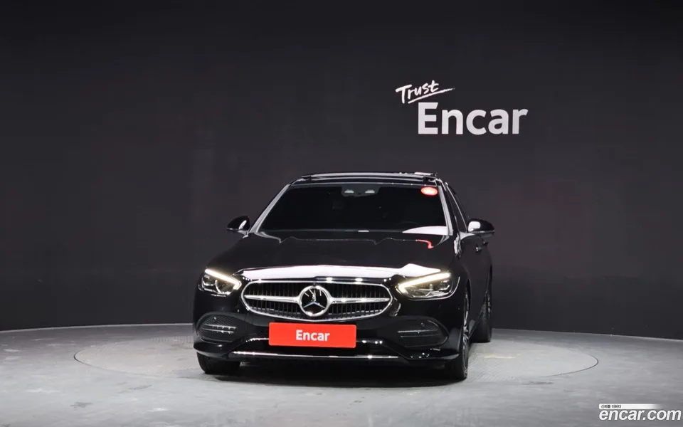 Mercedes-Benz C-Class C300 4MATIC 2024 — миниатюра 3