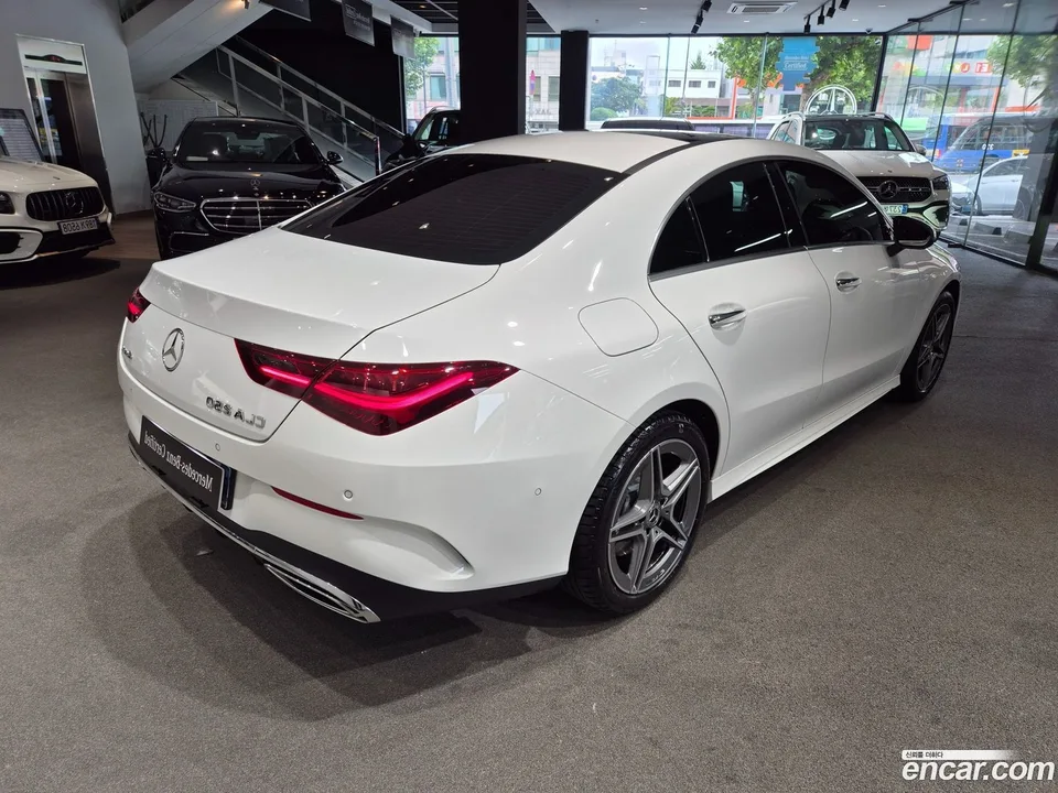 Mercedes-Benz CLA-Class CLA250 4MATIC 2025 — миниатюра 2