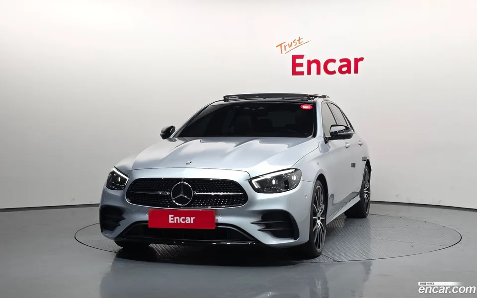Mercedes-Benz E-Class E350 4MATIC AMG Line 2023 — миниатюра 3