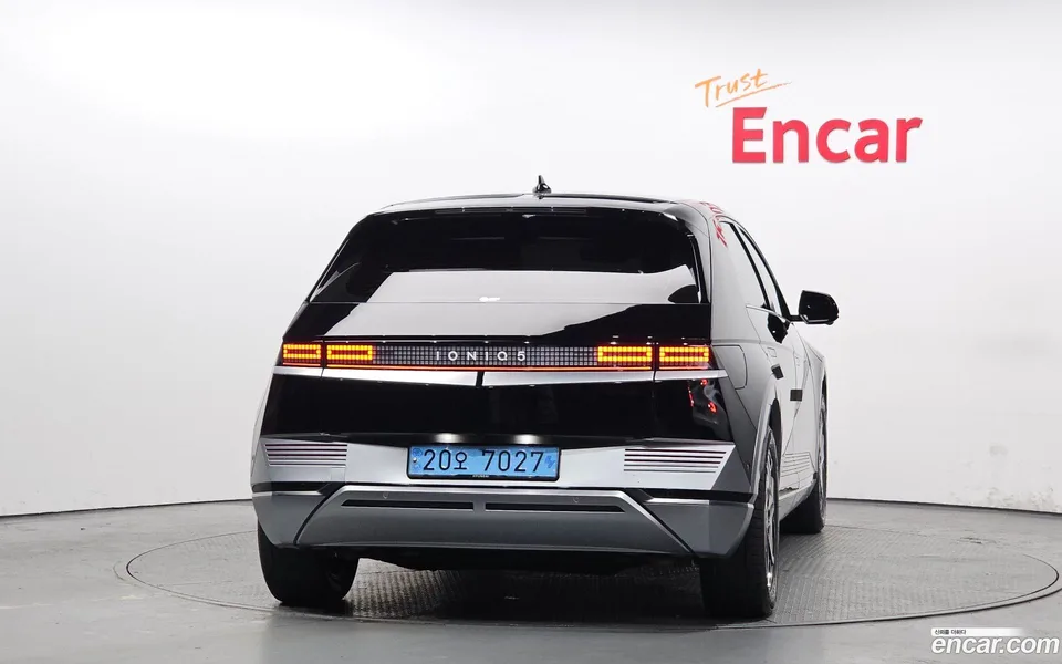 Hyundai Ioniq 5 2023 — миниатюра 4