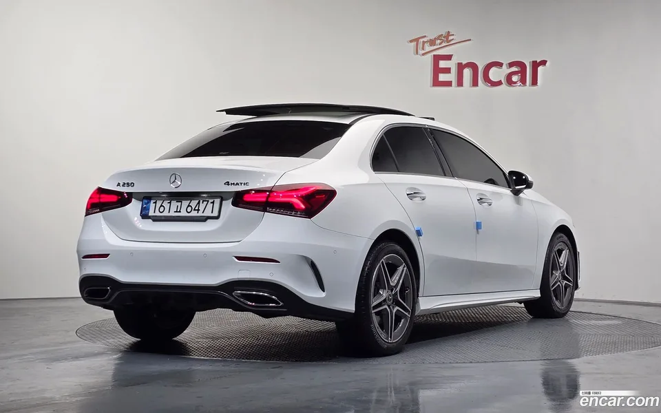 Mercedes-Benz A-Class A250 4MATIC 2022 — миниатюра 2