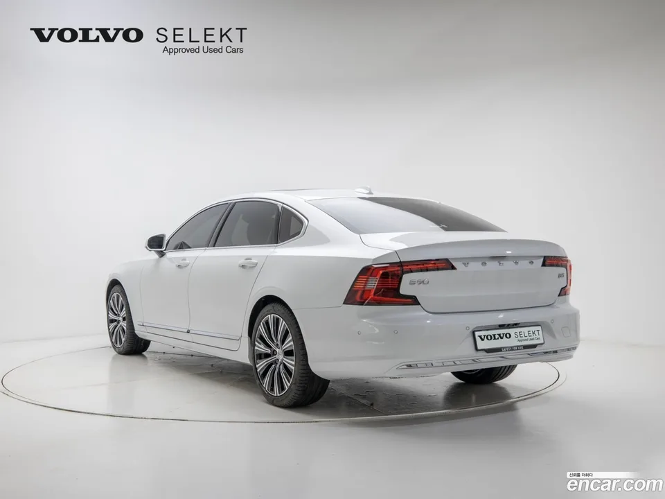 Volvo S90 B5 2024 — миниатюра 4
