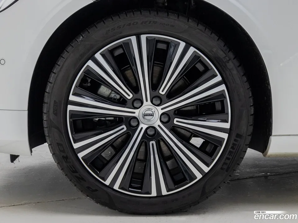 Volvo S90 B5 2024 — миниатюра 5