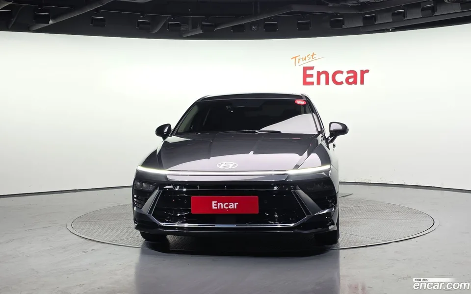 Hyundai Sonata The Edge Hybrid 2025 — миниатюра 3