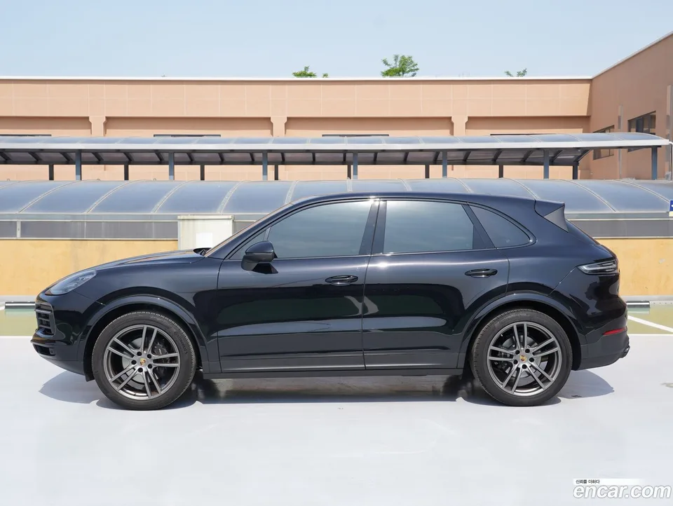 Porsche Cayenne 3.0 2022 — миниатюра 5