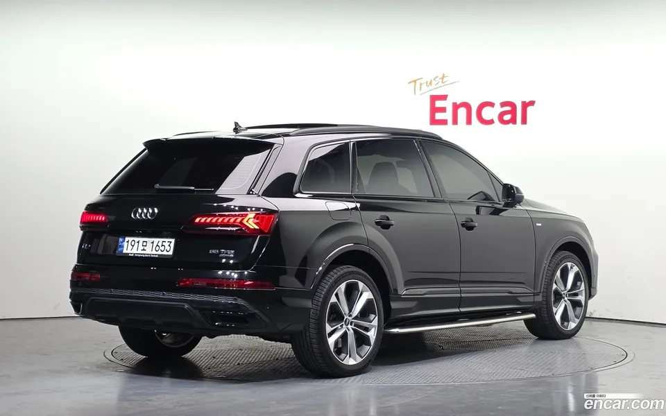 Audi Q7 (4M) 55 TFSI 2023 — миниатюра 2