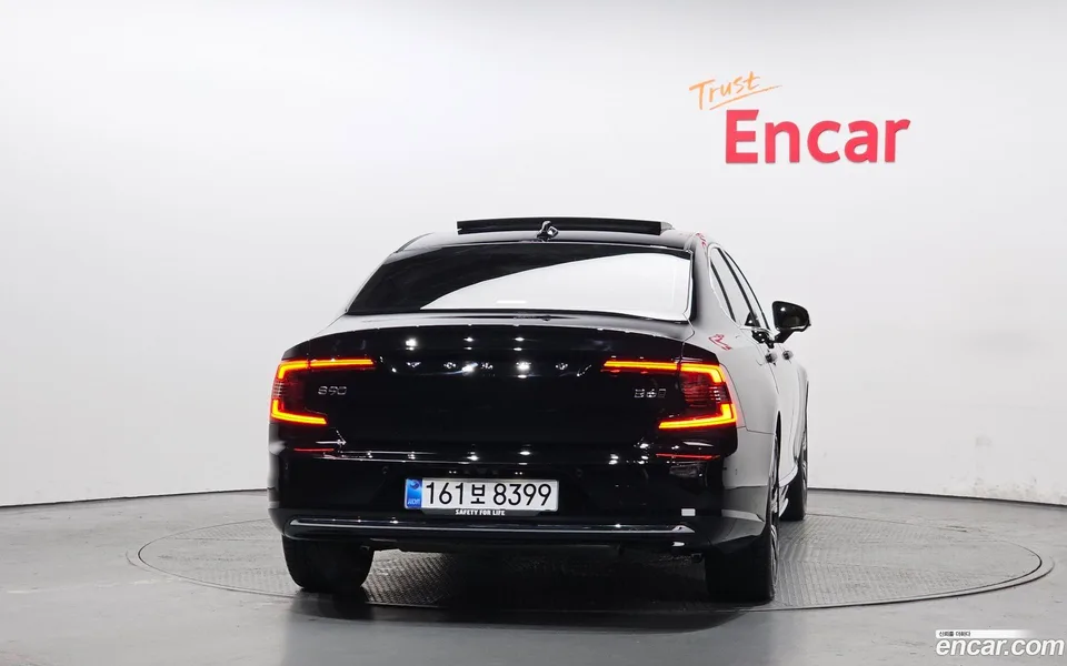 Volvo S90 B6 AWD 2024 — миниатюра 4