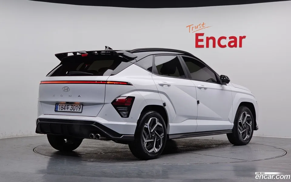 Hyundai Kona Hybrid 2023 — миниатюра 2