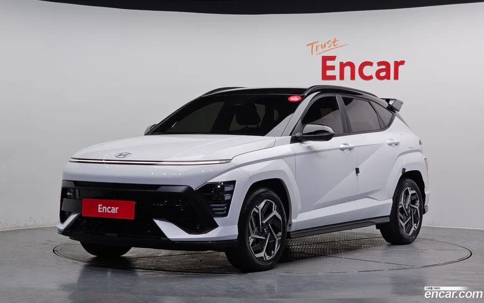 Hyundai Kona Hybrid 2023 — фото 1, купить с доставкой в Москву