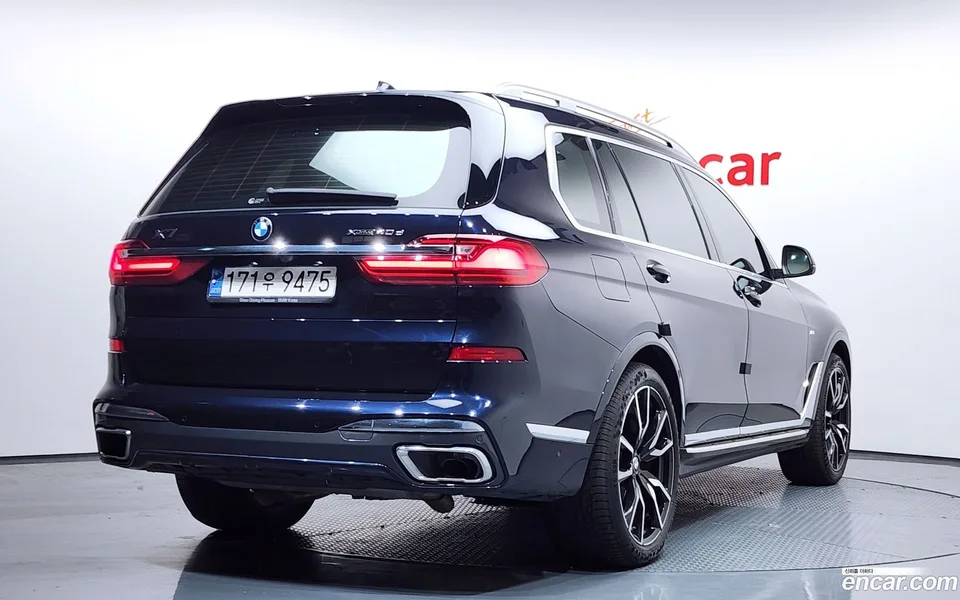 BMW X7 xDrive 40d M 6 2022 — миниатюра 2