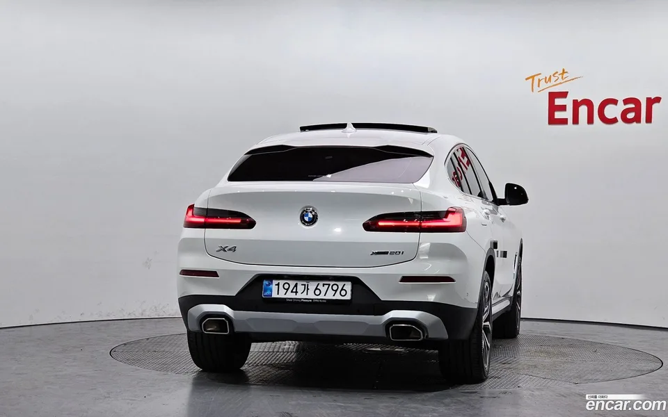 BMW X4 xDrive20i xLine 2025 — миниатюра 4