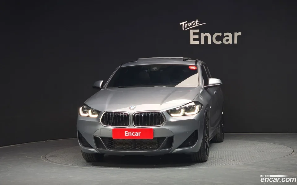 BMW X2 xDrive20i M 2022 — миниатюра 3