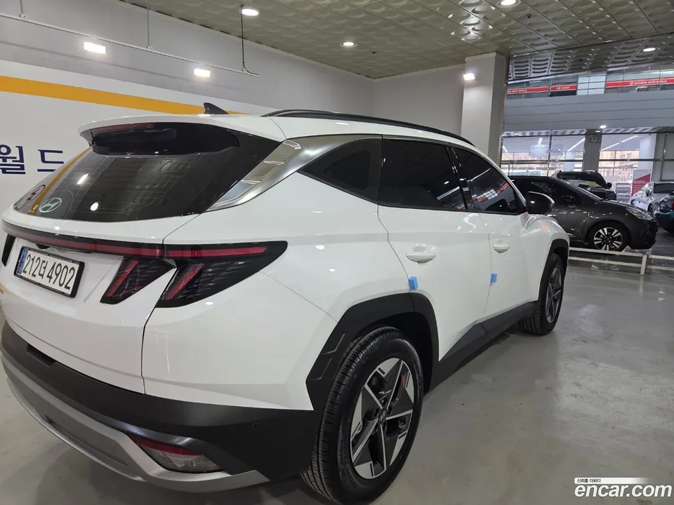 Hyundai Tucson Hybrid NX4 HEV 1.6 2WD 2024 — миниатюра 5