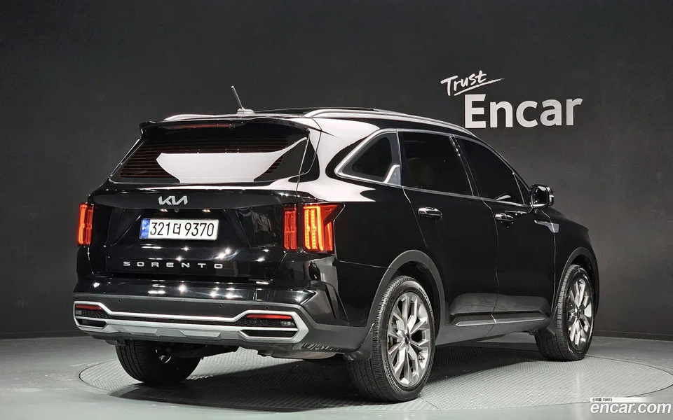 Kia Sorento 2.5T 2WD 2022 — миниатюра 2