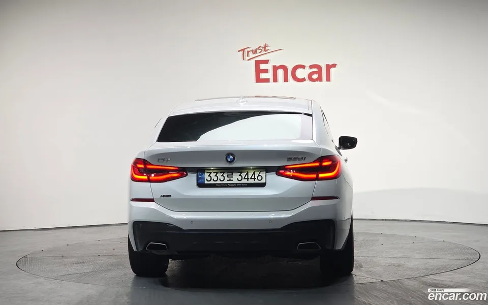 BMW 6 Series GT 630i xDrive M 2023 — миниатюра 4
