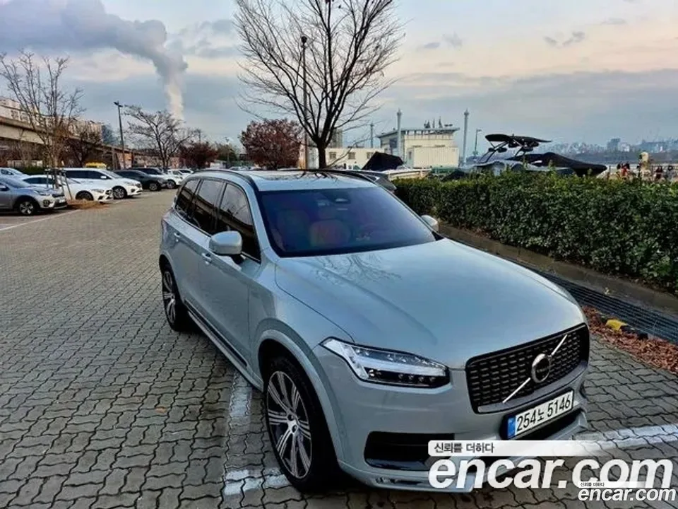 Volvo XC90 B6 2024 — миниатюра 3