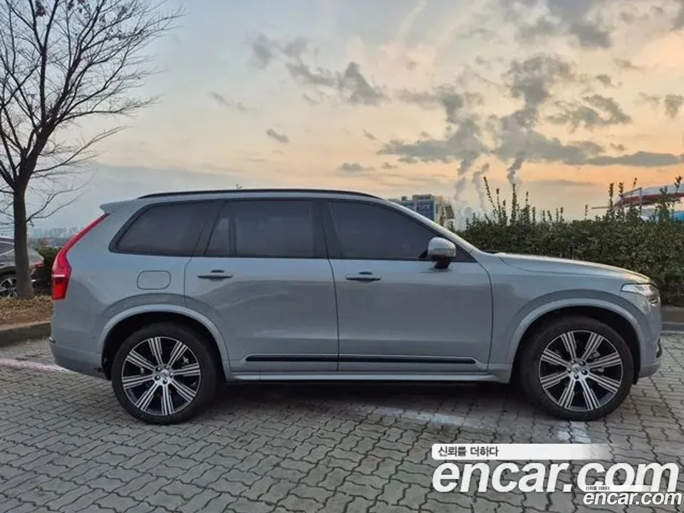Volvo XC90 B6 2024 — миниатюра 4
