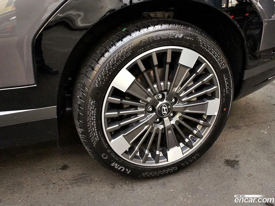 Hyundai SantaFe HEV 1.6 2WD 2024 — миниатюра 5