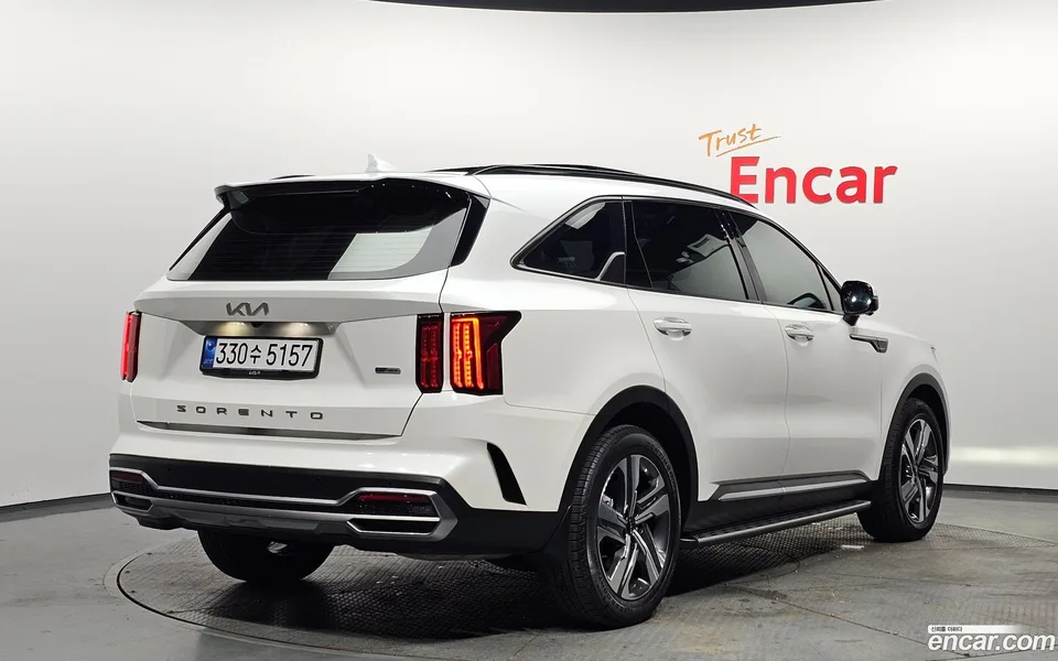 Kia Sorento HEV 1.6 2WD 2022 — миниатюра 2